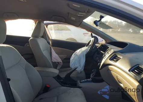 2015 Honda Civic Lx z USA, uszkodzony, nr VIN 19XFB2F53FE091381